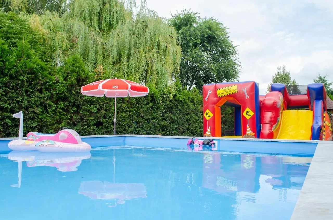 Honey Hotel Family Resort Hajduszoboszlo 3*,  Hungary